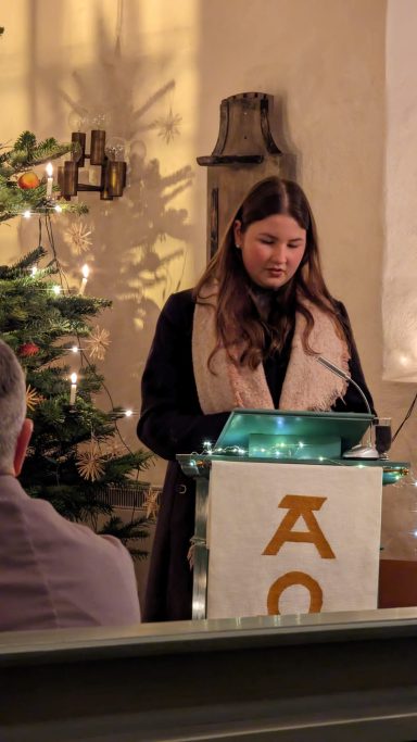 Henrika Brandes Heilig Abend 2022 Kapelle Lübbr.